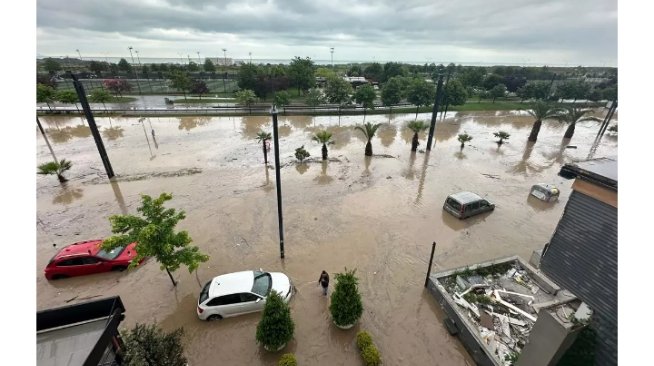 TRABZON'DA SOKAKLAR GÖLE DÖNDÜ ‼️